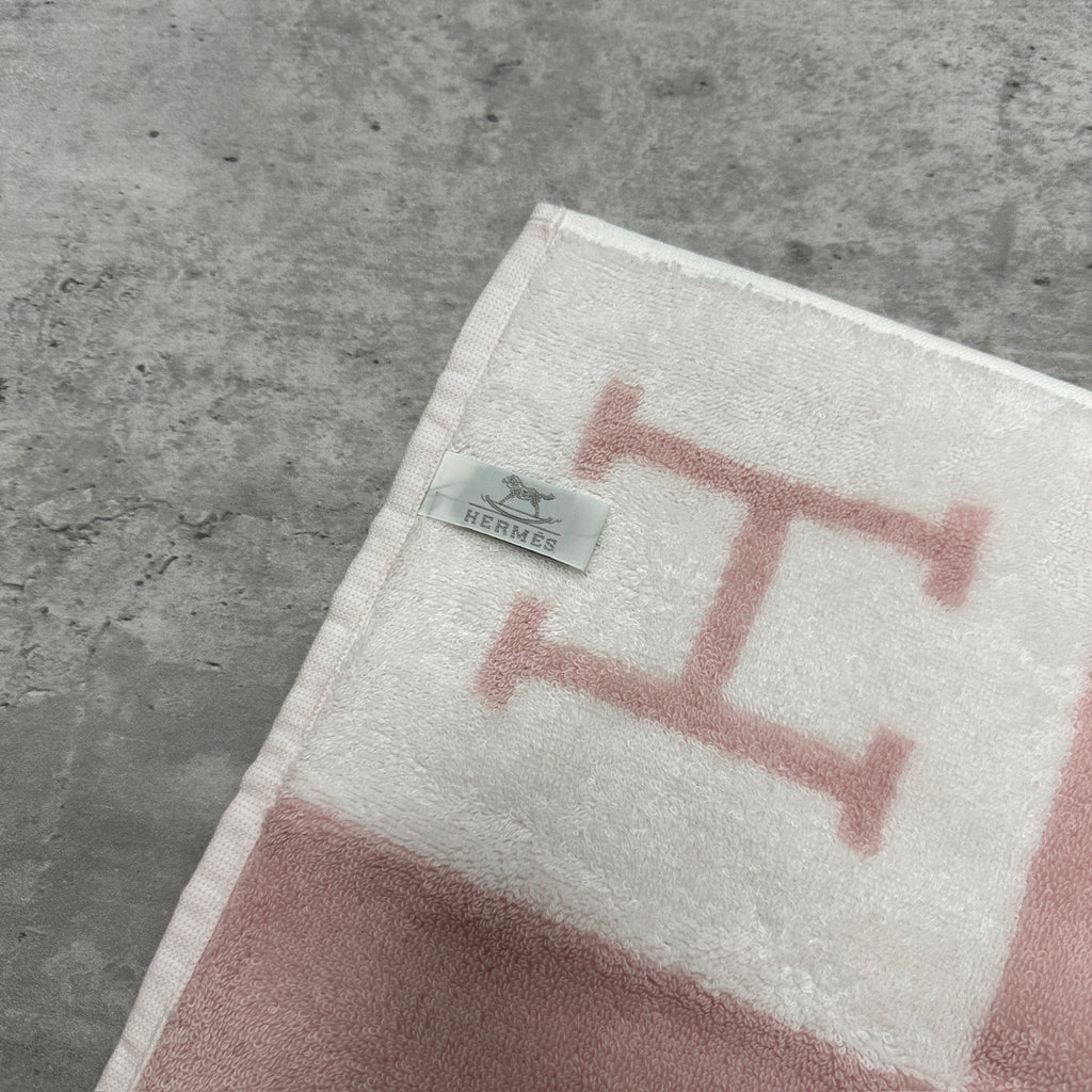 Hermes Avalon Wash Cloth Pink (DS)