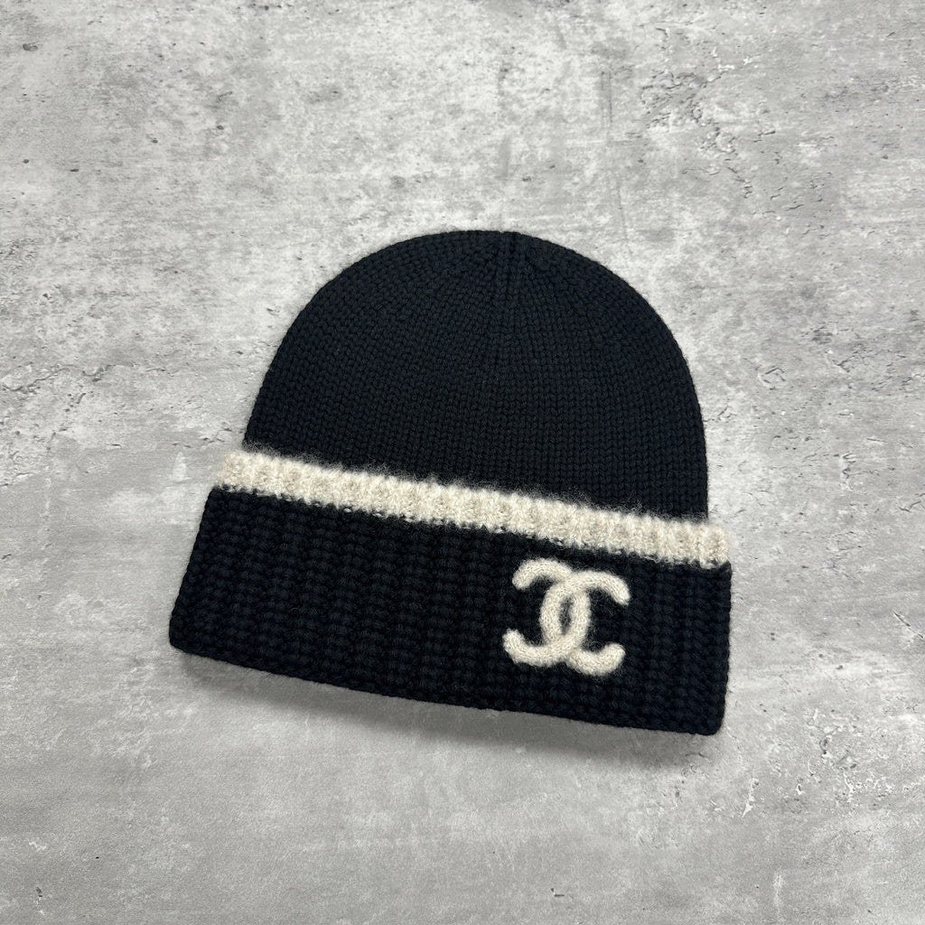 Chanel Wool & Cashmere CC Logo Beanie Hat (DS)