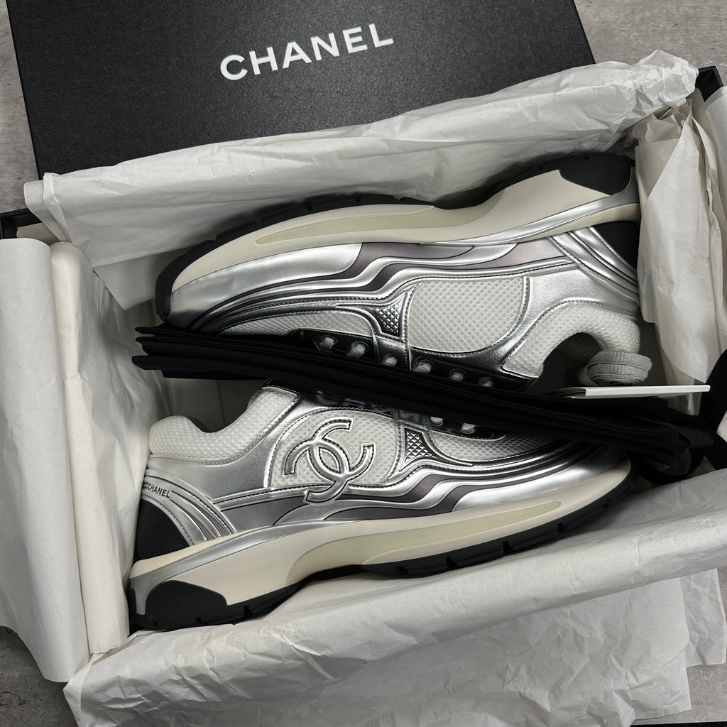 Chanel CC Runners Metallic Silver (DS)