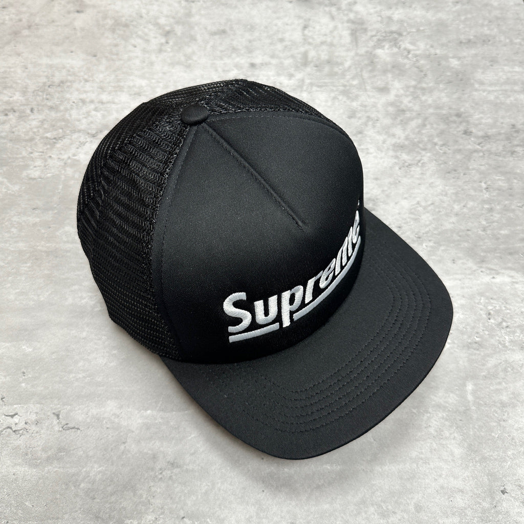 Supreme Underline Logo Trucker Hat (DS)