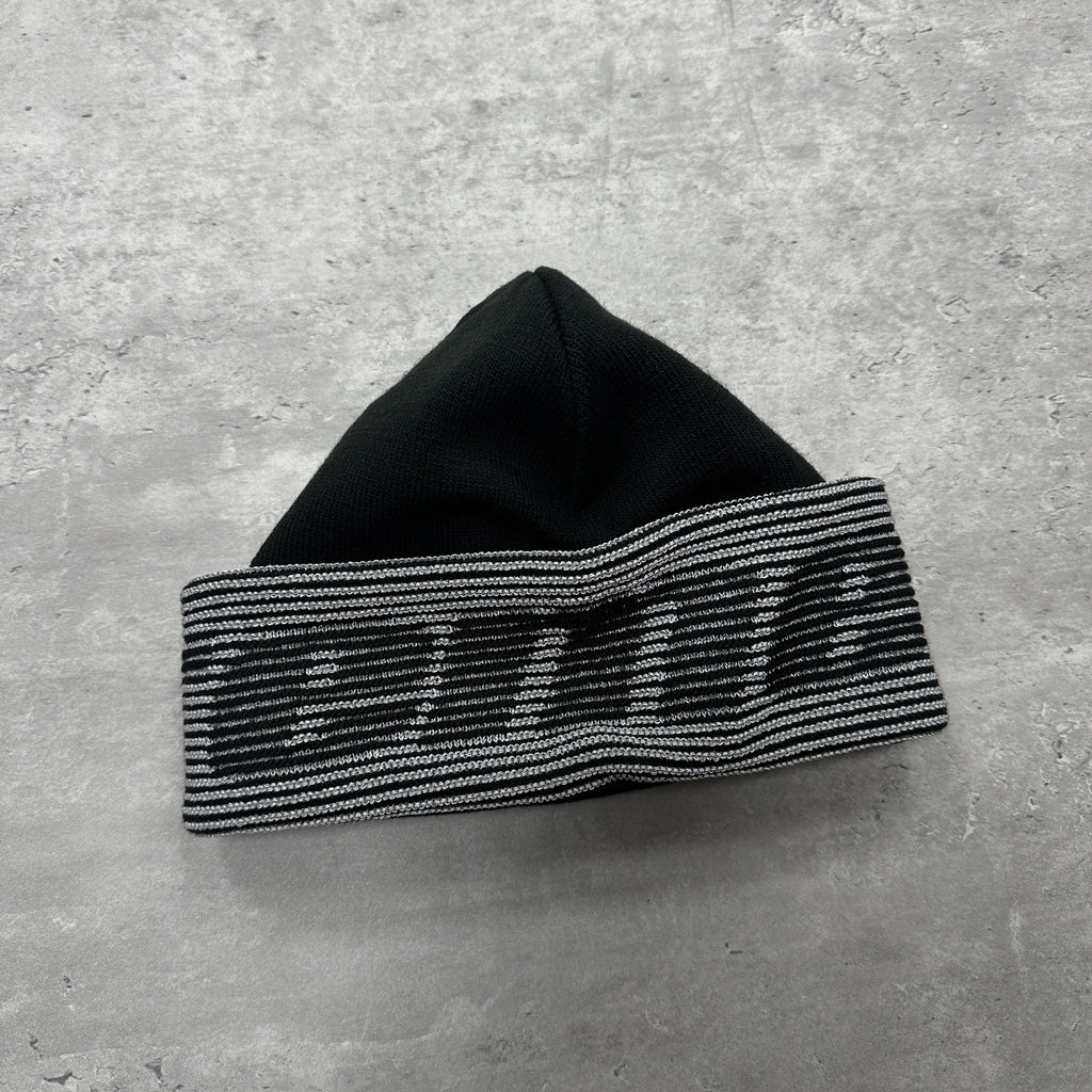 Supreme Reflective Jacquard Beanie Hat Black (DS)