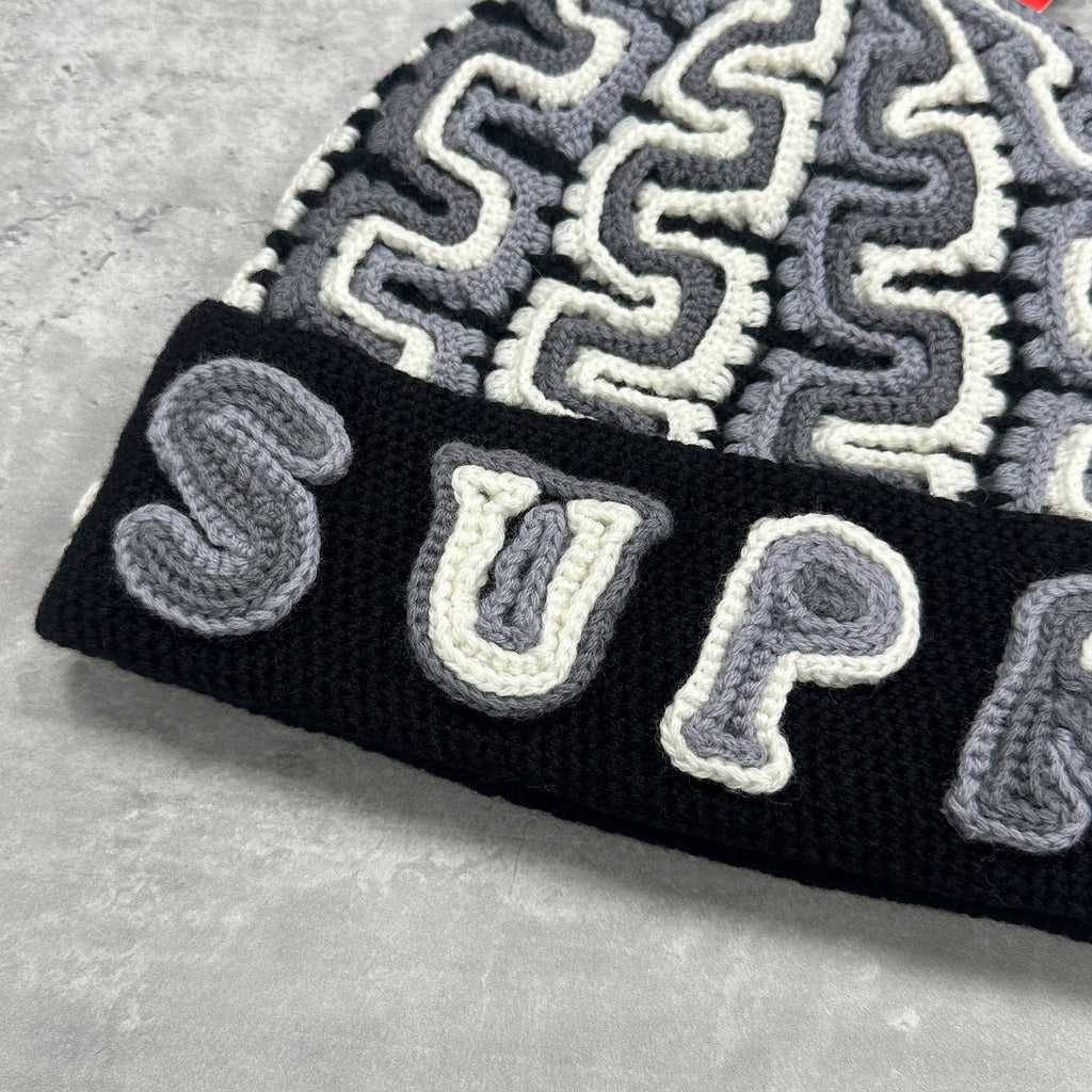 Supreme Yarn Beanie Hat Black (DS)