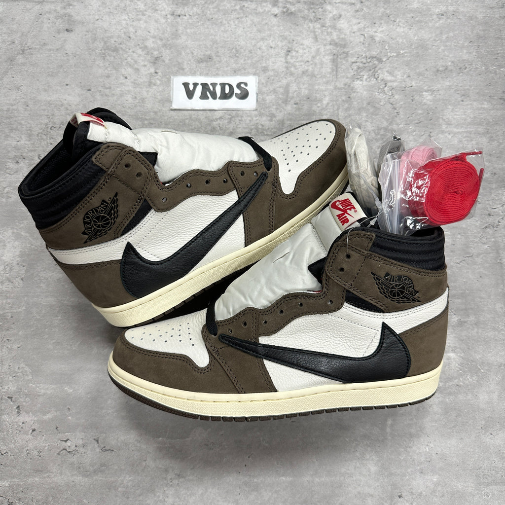 Nike Travis Scott Air Jordan 1 High Mocha (DS)