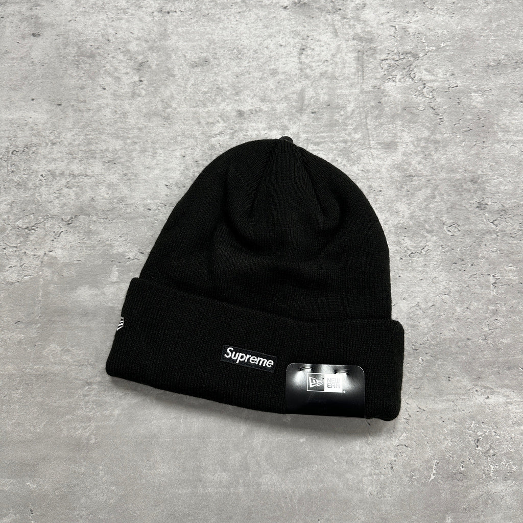 Supreme New Era Script Logo Beanie Black (DS)