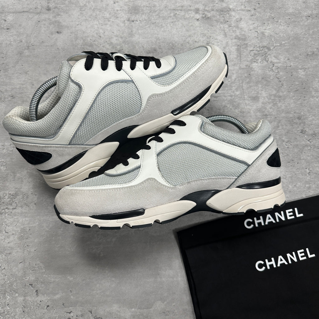 Chanel CC Runners White Grey (8.5/10)