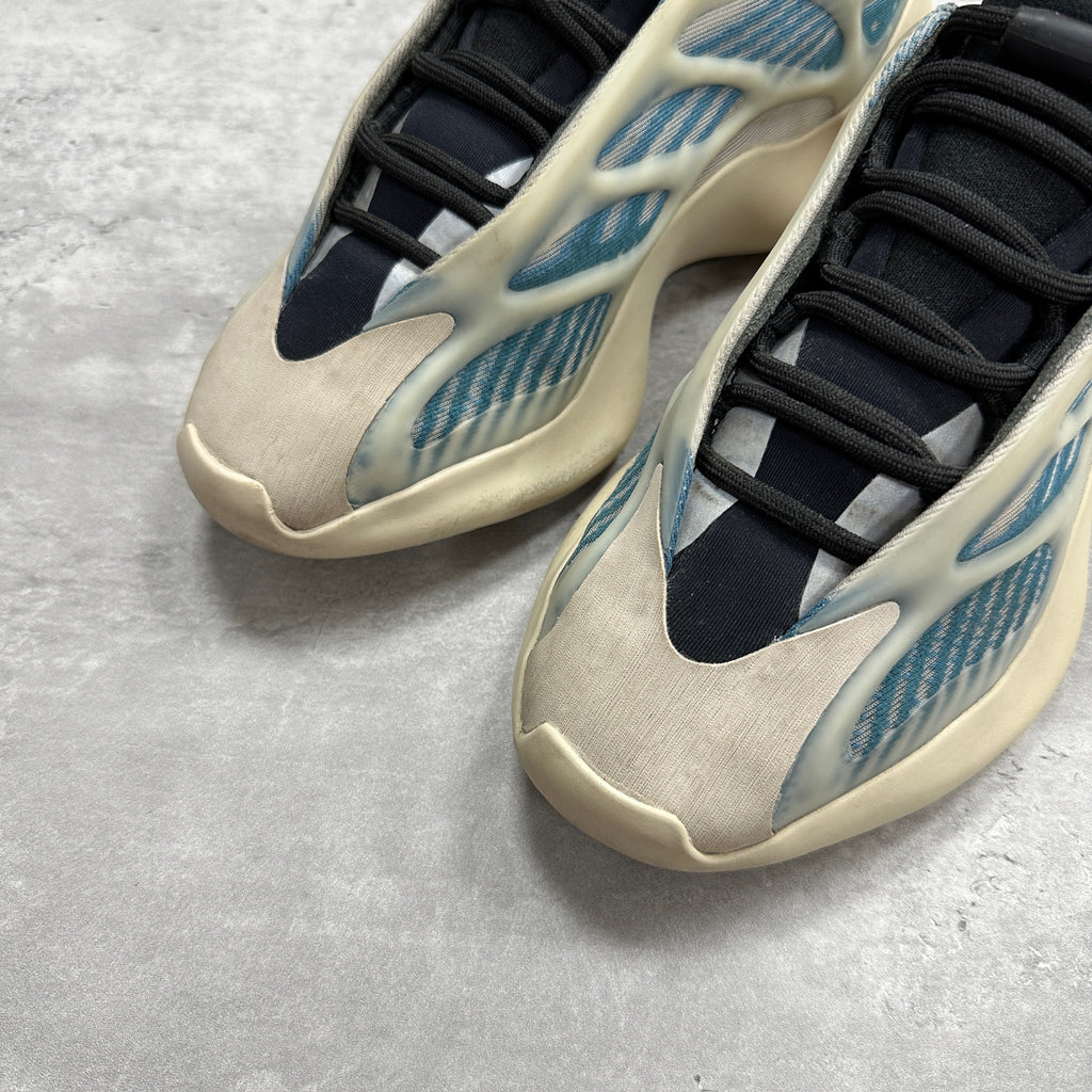 Adidas Yeezy 700 V3 Kyanite (DS)