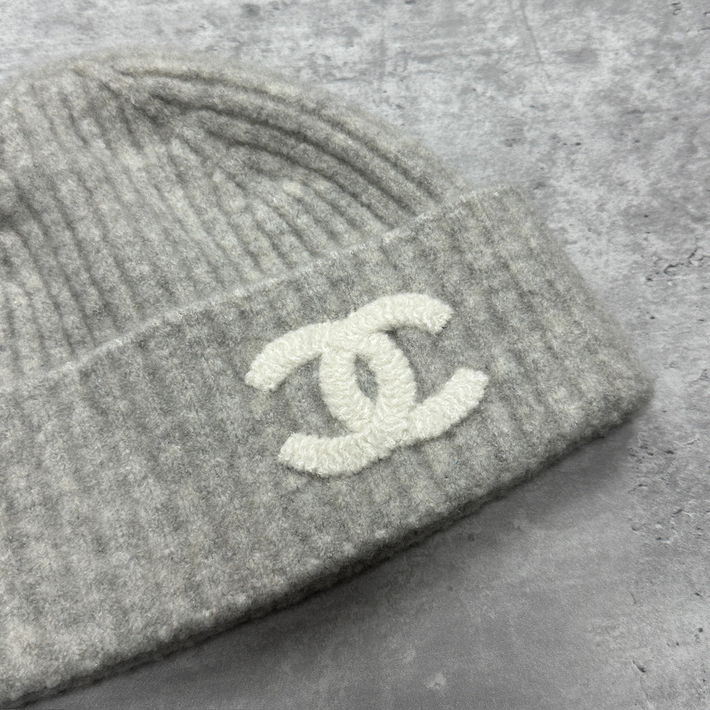 Chanel Silk & Cashmere CC Logo Beanie Hat Grey (DS)