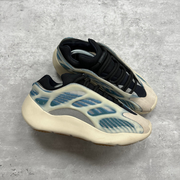 Adidas Yeezy 700 V3 Kyanite (DS)