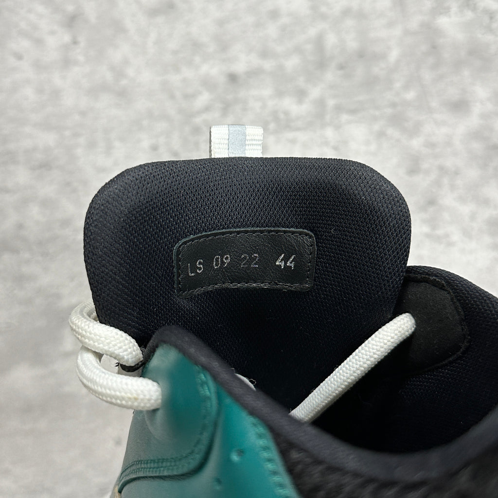 Dior B22 Runners Green UK10 US11 EU44 (8.5/10)