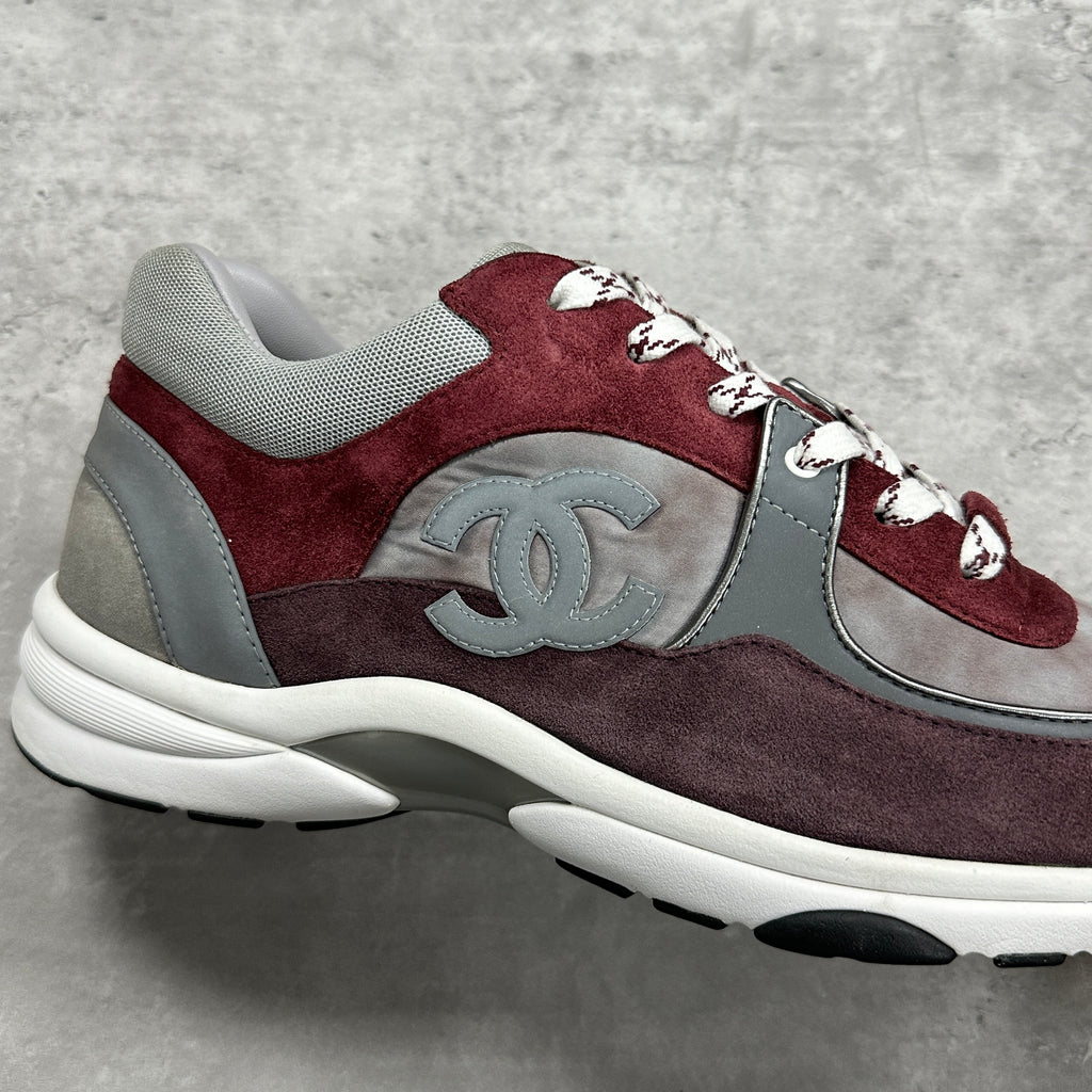 Chanel CC Runners Tie Dye Burgundy (8/10)