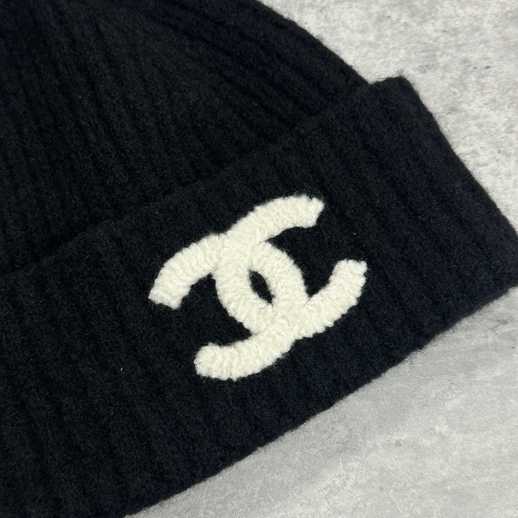 Chanel CC Cashmere Beanie Hat (DS)